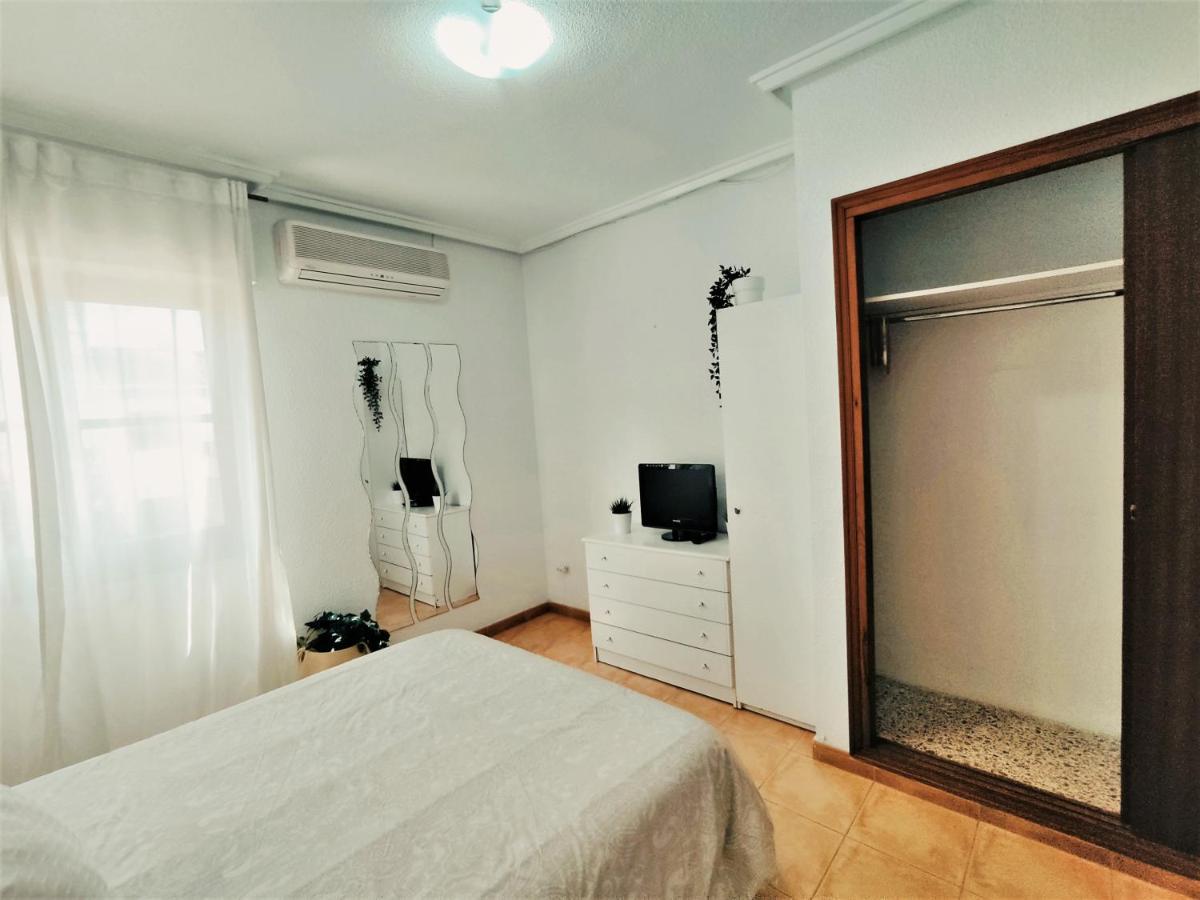 Bonita Casa Al Lado De La Playa En Santa Pola Apartment Bagian luar foto